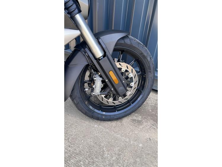 BENDA MOTOR LFC 700