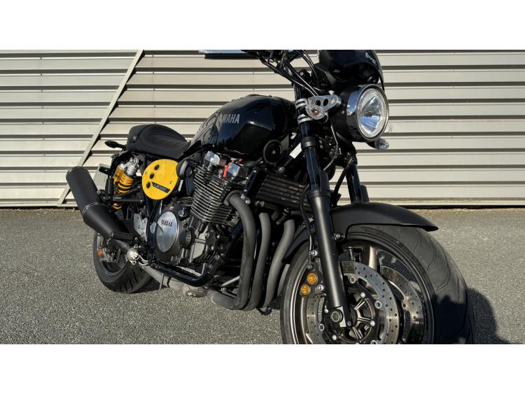 YAMAHA XJR 1300