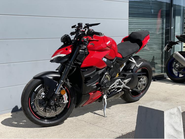 DUCATI 1100 STREETFIGHTER V4