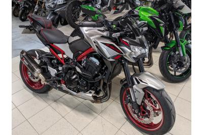 KAWASAKI Z 900
