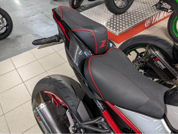 KAWASAKI Z 900