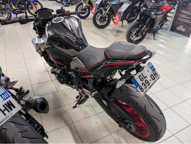 KAWASAKI Z 900