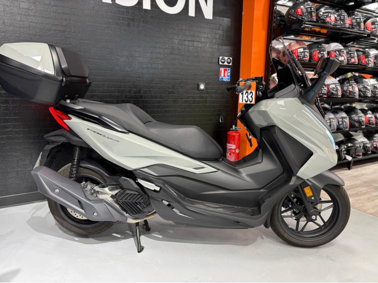 HONDA  FORZA 125 Top Box