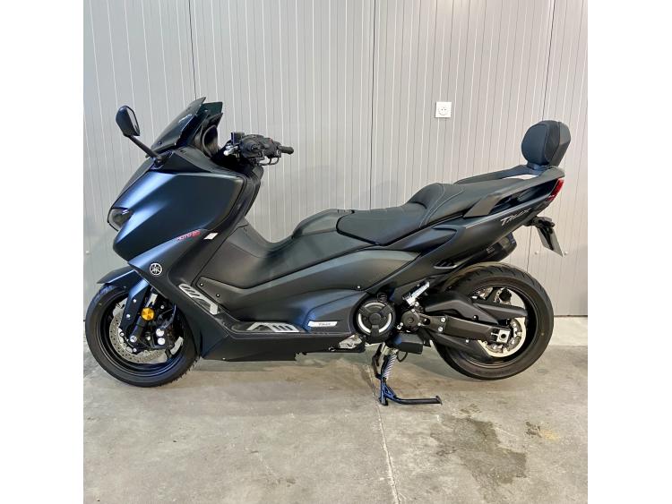 YAMAHA XP T-MAX 560