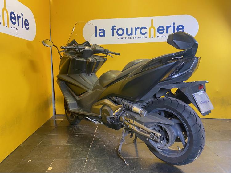 KYMCO AK 550
