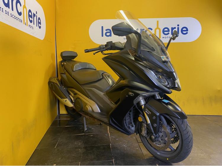 KYMCO AK 550