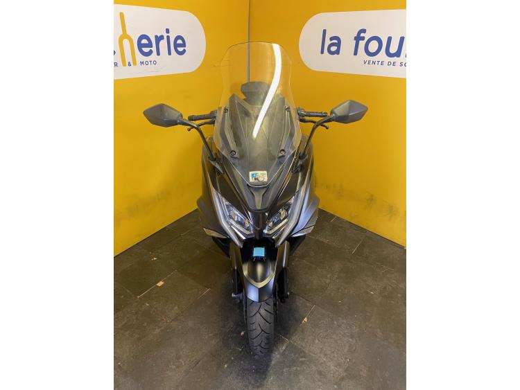 KYMCO AK 550