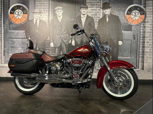 HARLEY-DAVIDSON SOFTAIL HERITAGE 1868 CLASSIC