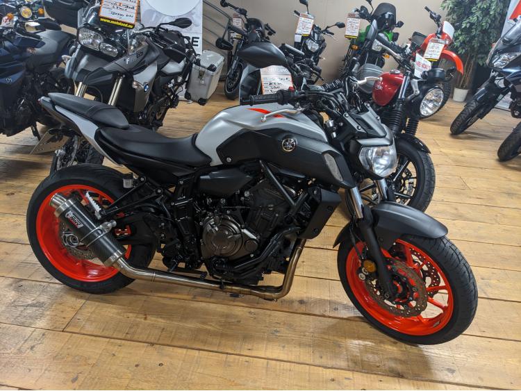 YAMAHA MT-07 (47.5CV) A2