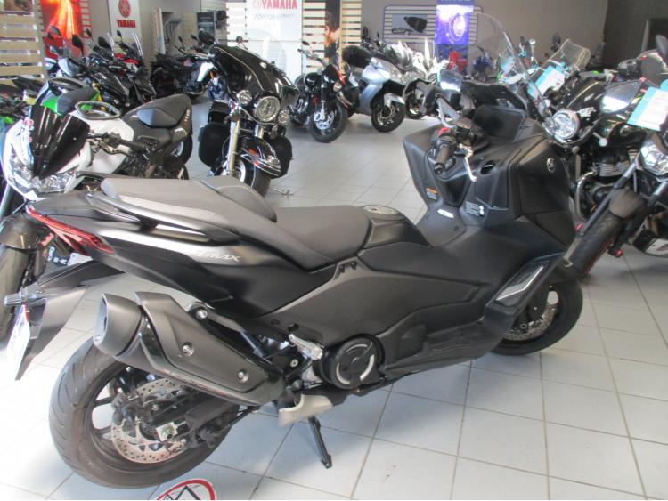YAMAHA XP T-MAX 560