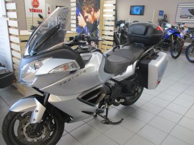 TRIUMPH TROPHY 1200 SE