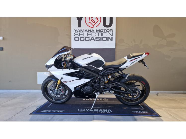 TRIUMPH DAYTONA 675 R 