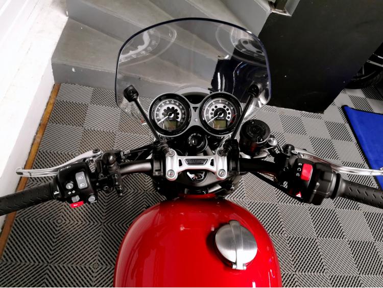 TRIUMPH SPEED TWIN 1200 - 1ere Main