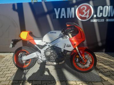 YAMAHA XSR 900 GP