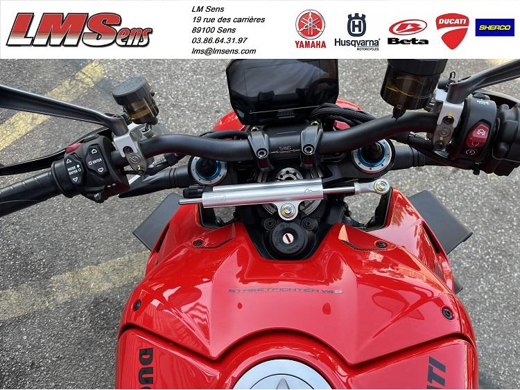 DUCATI STREETFIGHTER V4S AKRAPOVIC RACING