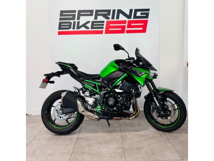 KAWASAKI Z 900