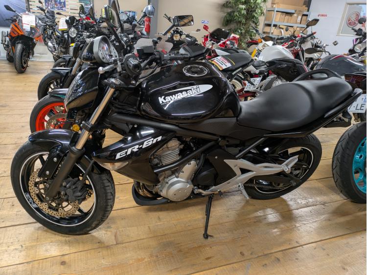 KAWASAKI ER-6 A2