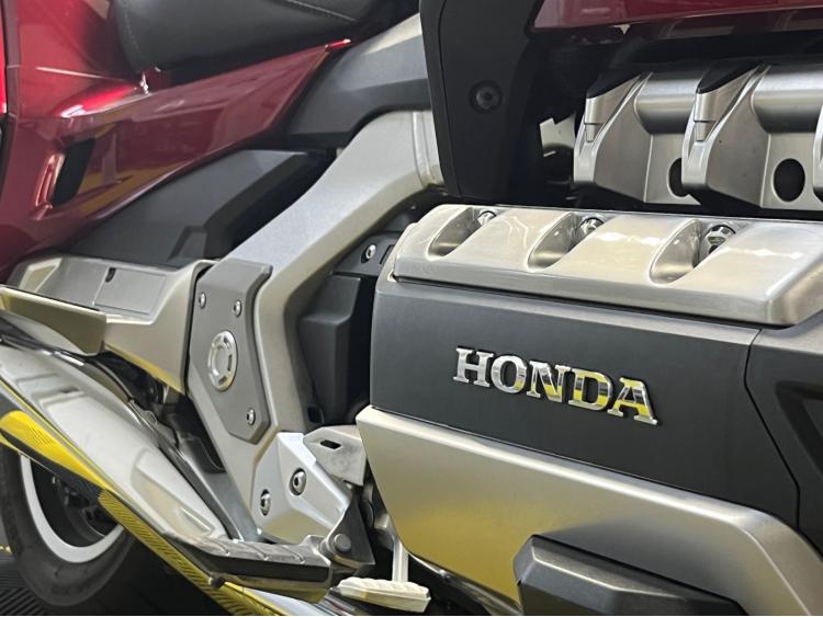 HONDA GL1800 GOLDWING TOURING DCT AIRBAG