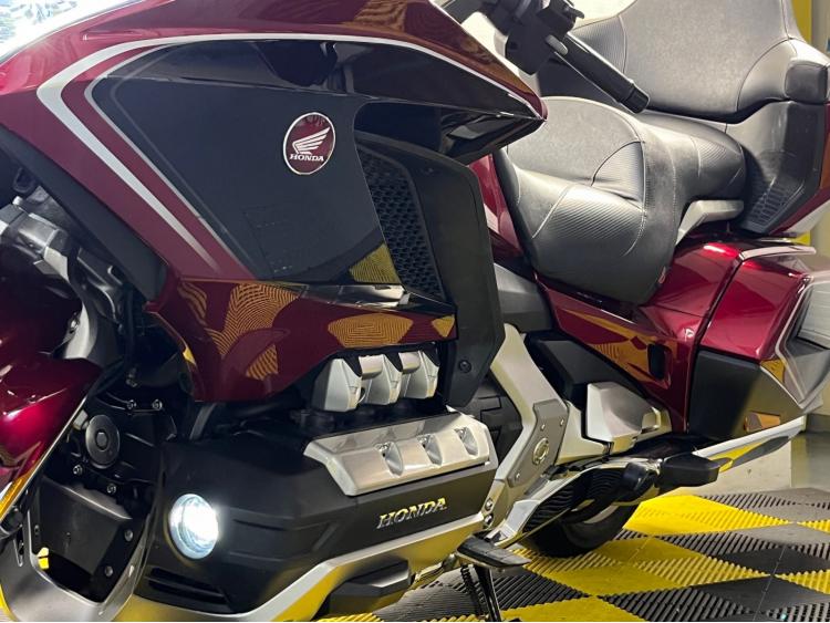 HONDA GL1800 GOLDWING TOURING DCT AIRBAG