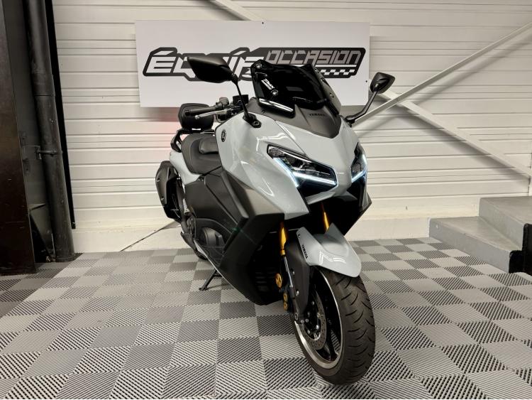 YAMAHA XP T-MAX 560 TECH MAX - TMAX - Garantie 2031 - 