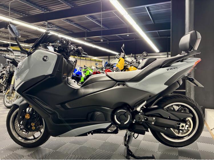 YAMAHA XP T-MAX 560 TECH MAX - TMAX - Garantie 2031 - 
