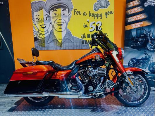 HARLEY-DAVIDSON TOURING ROAD KING 1800 CVO