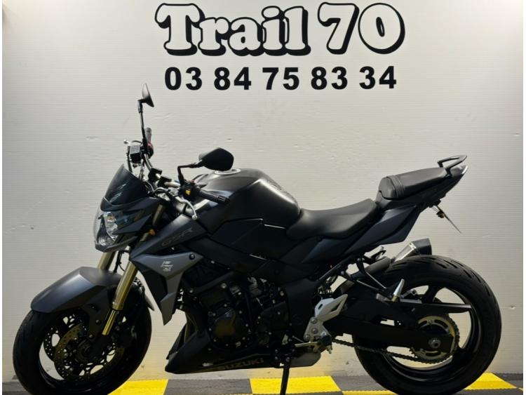 SUZUKI GSR 750 ABS