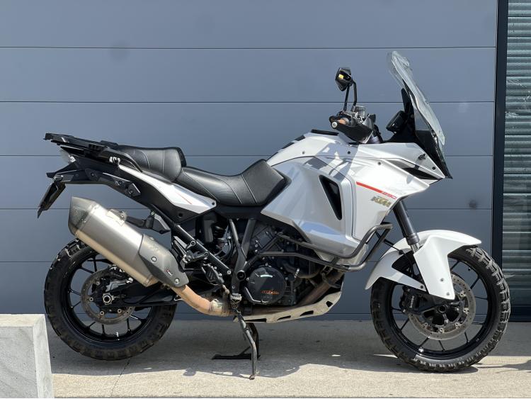 KTM 1290 SUPER ADVENTURE