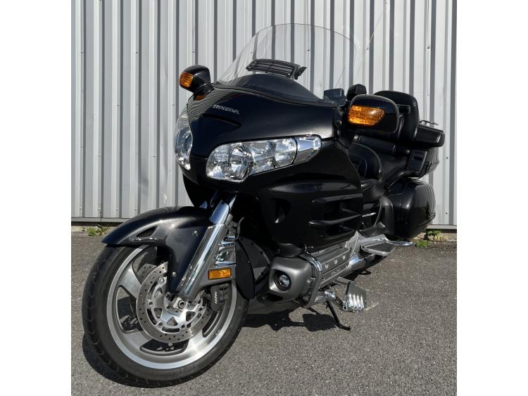 HONDA GL 1800 GOLDWING
