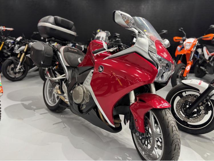 HONDA VFR 1200