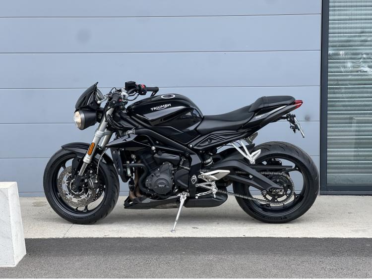 TRIUMPH STREET TRIPLE 660 S - A2