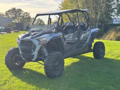 POLARIS RZR 1000 XP4