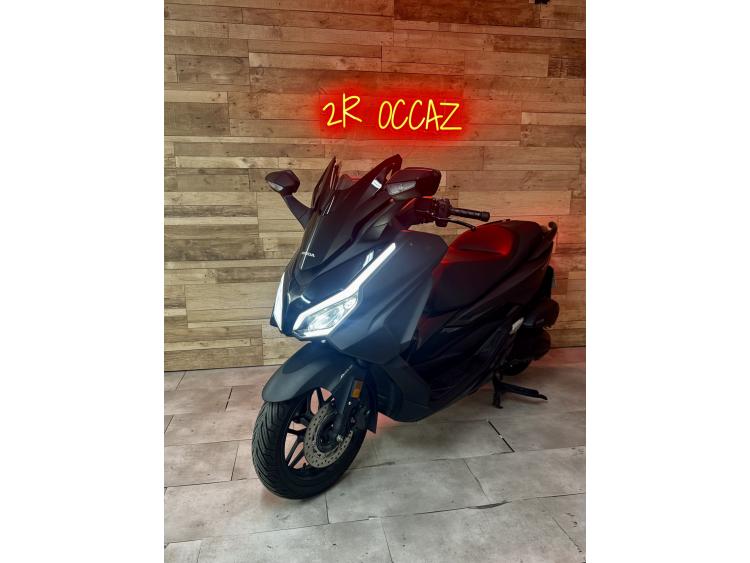 HONDA FORZA 125