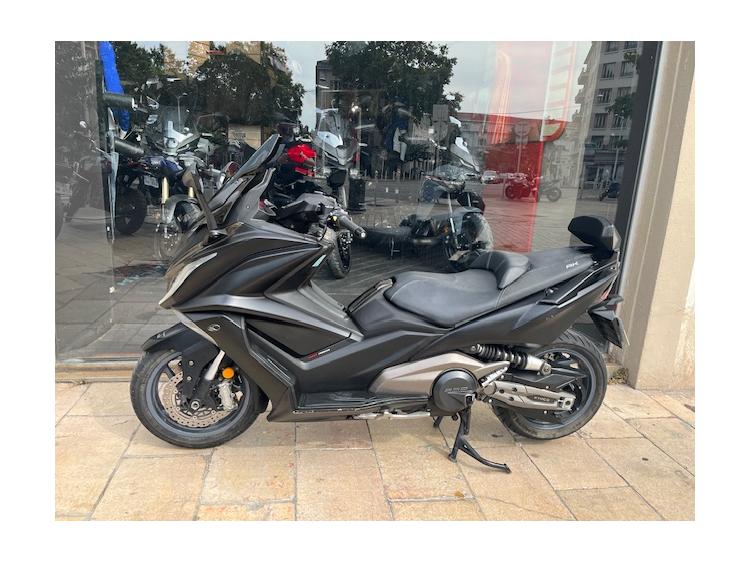 KYMCO AK 550