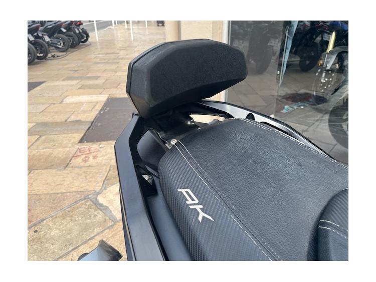 KYMCO AK 550