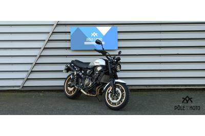 YAMAHA XSR 700 XTRIBUTE