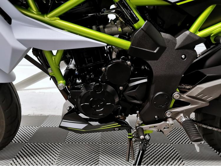 KAWASAKI Z125 Z 125 