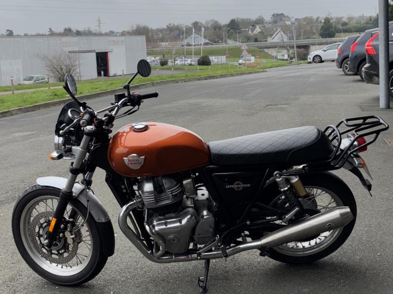 ROYAL ENFIELD INTERCEPTOR