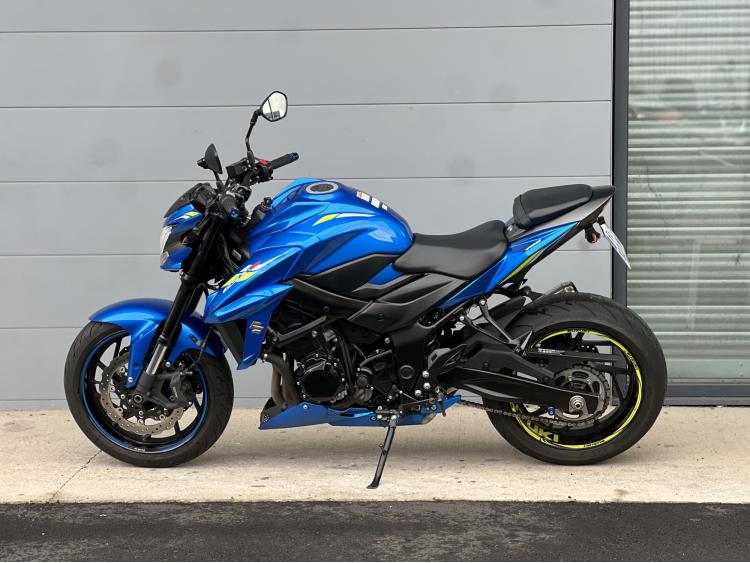 SUZUKI GSX-S 750