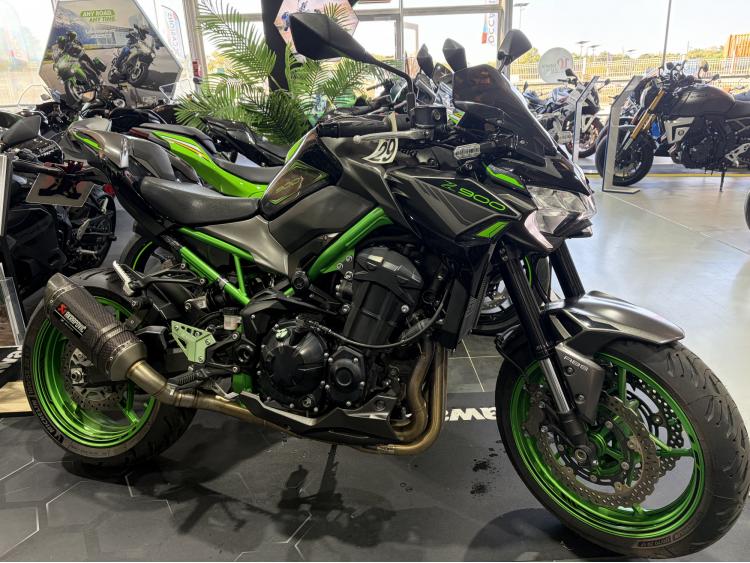 KAWASAKI Z 900 Ligne complete Akra