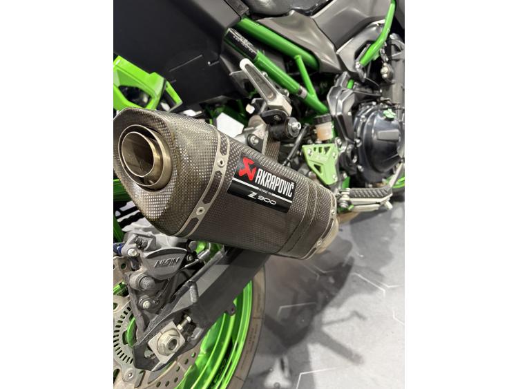 KAWASAKI Z 900 Ligne complete Akra