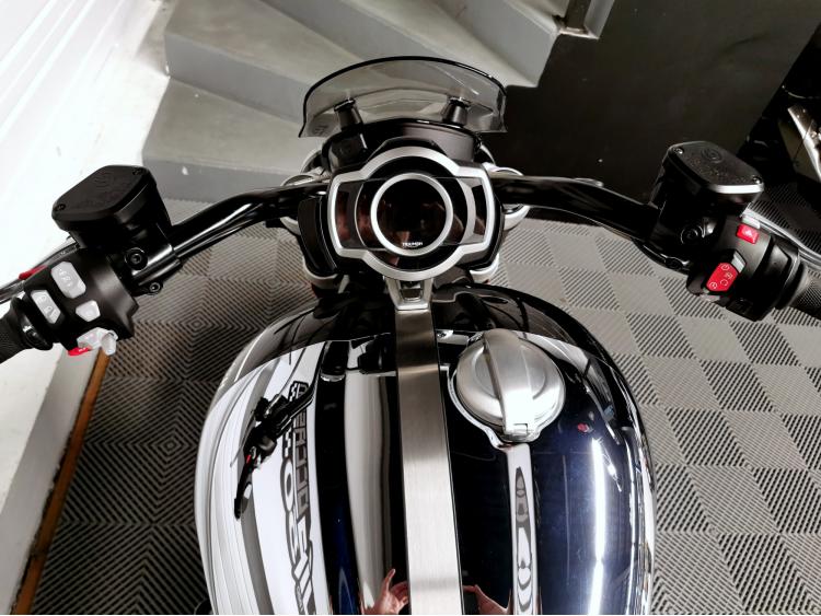 TRIUMPH ROCKET 3 GT 2500 Chrome - 1ere Main - III 