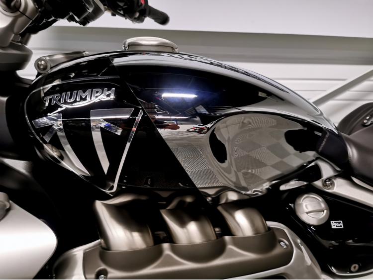 TRIUMPH ROCKET 3 GT 2500 Chrome - 1ere Main - III 