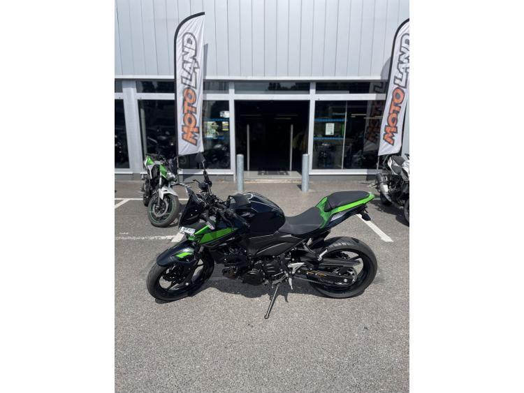 KAWASAKI Z400