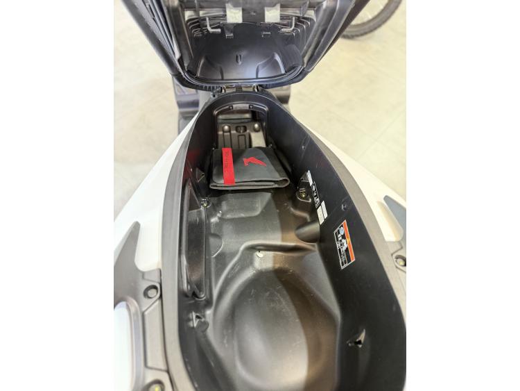 HONDA FORZA 125