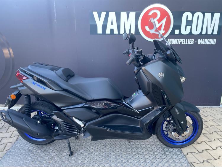 YAMAHA X-MAX 125