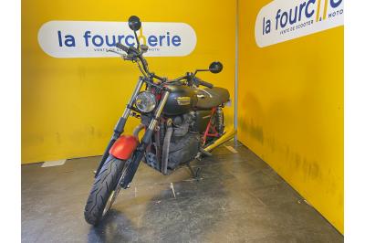 TRIUMPH BONNEVILLE 865 T100