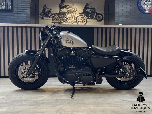 HARLEY-DAVIDSON SPORTSTER FORTY-EIGHT 1200