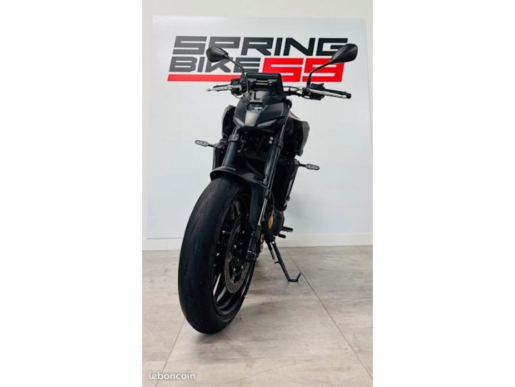 YAMAHA MT-07 (47.5CV)