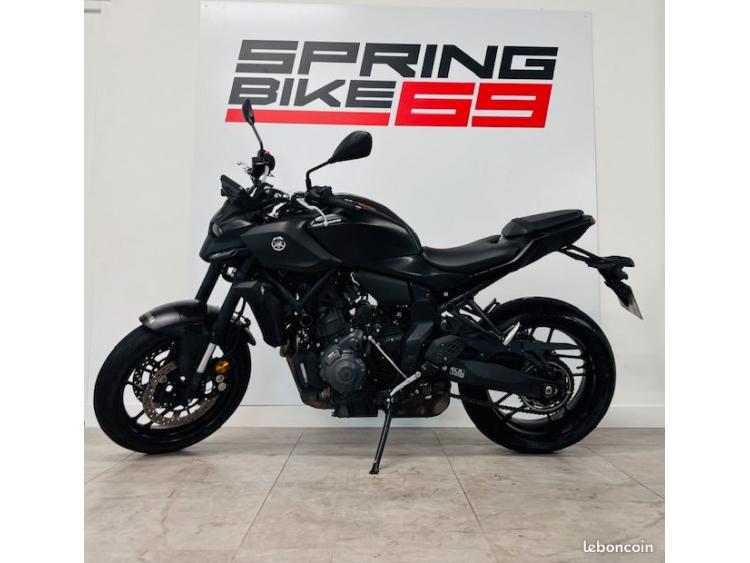 YAMAHA MT-07 (47.5CV)